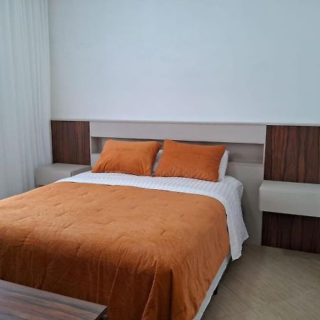 Residencial 04 Monte Carlo Em Sao Roque Apartment Luaran gambar